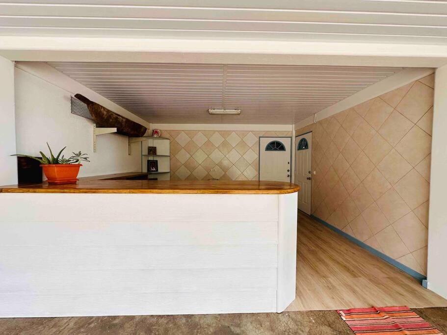 Meri Lodge Huahine Fare Εξωτερικό φωτογραφία