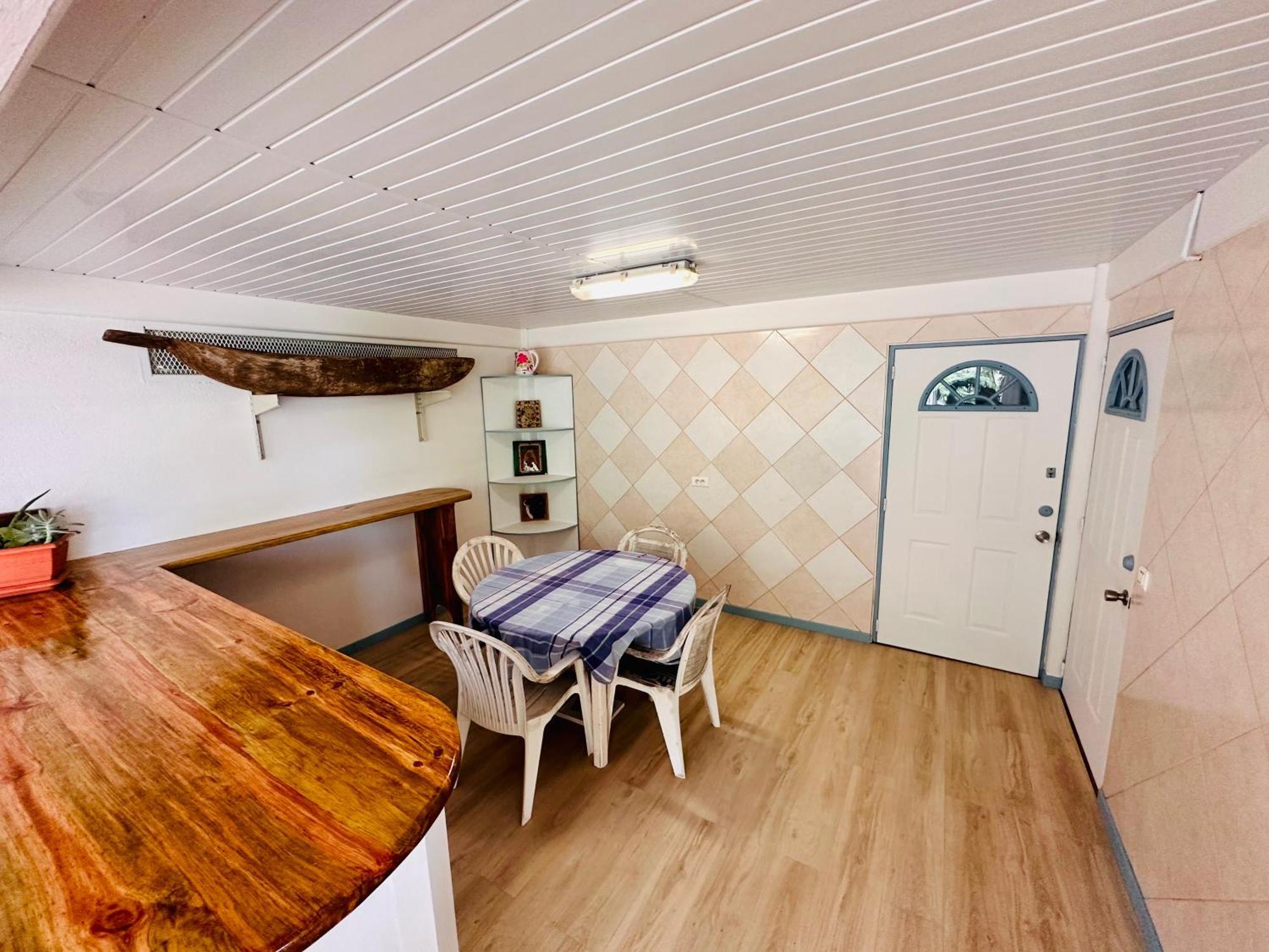 Meri Lodge Huahine Fare Εξωτερικό φωτογραφία